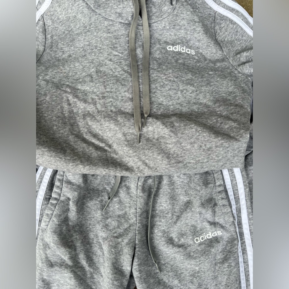 Adidas sweatsuit